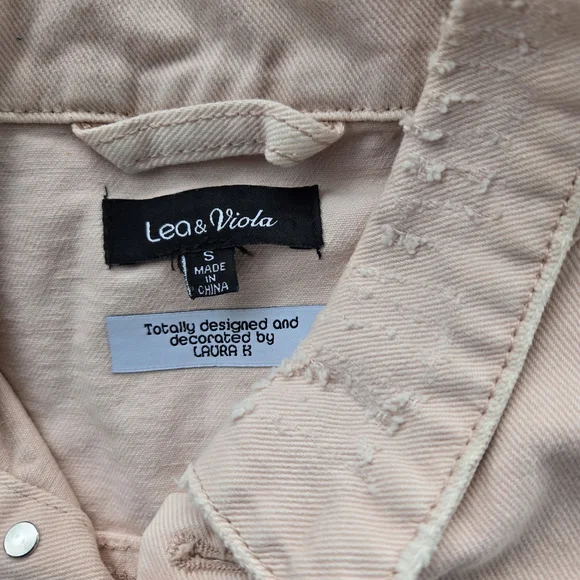 Lea & Viola Light Pink Embroidered Jean Jacket - Picture 11 of 12